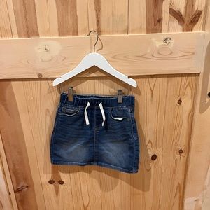 GAP kids size M denim skirt